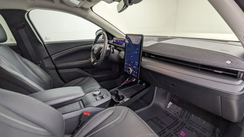 Certified 2023 Ford Mustang Mach-E Premium image 40