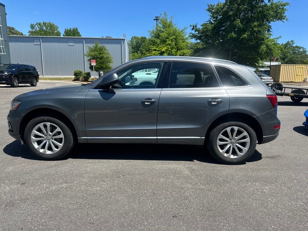 Used 2016 Audi Q5 2.0T Premium Plus w/ Technology Package image 7