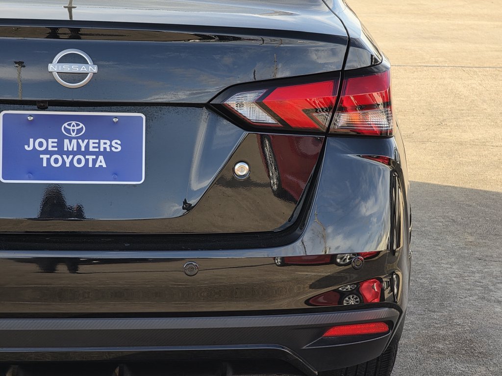 Used 2025 Nissan Versa S w/ Trunk Package FWD image 9