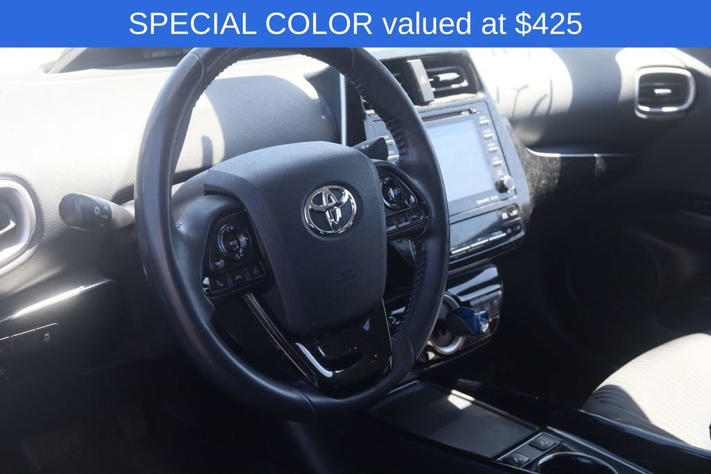 Used 2022 Toyota Prius Prime LE FWD image 3