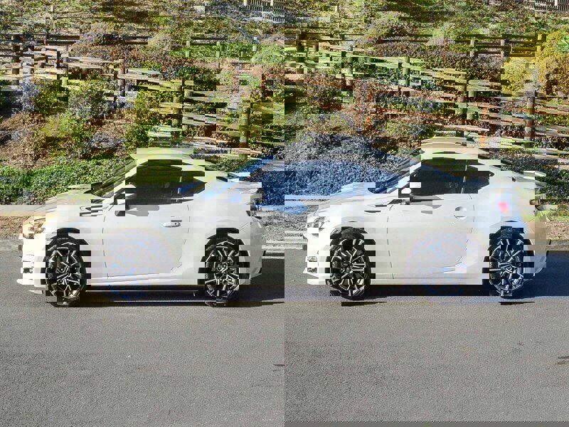 Used 2014 Subaru BRZ Limited image 3