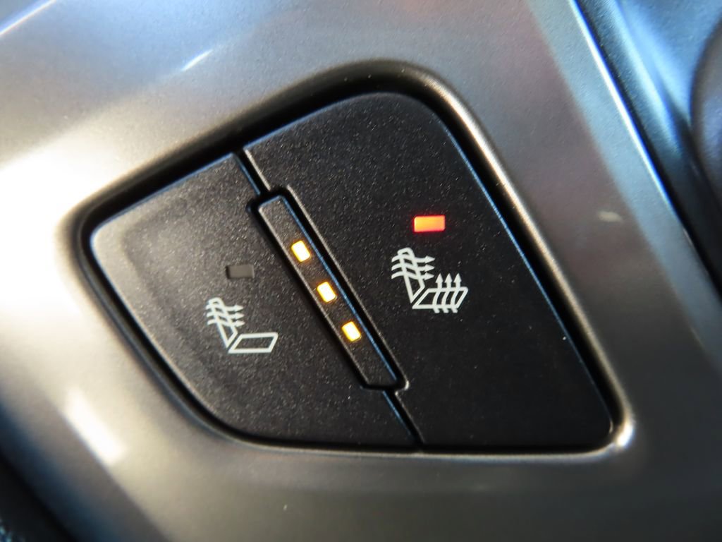 Used 2017 Chevrolet Silverado 1500 LT w/ All Star Edition AWD/4WD image 7