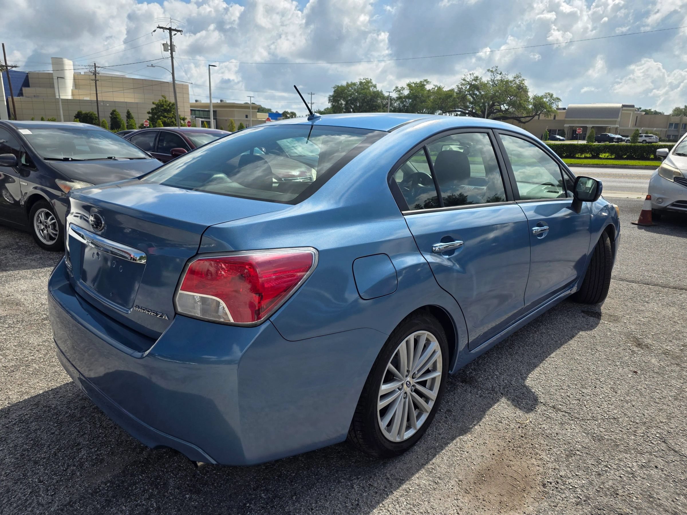 Used 2012 Subaru Impreza 2.0i Limited AWD/4WD image 7