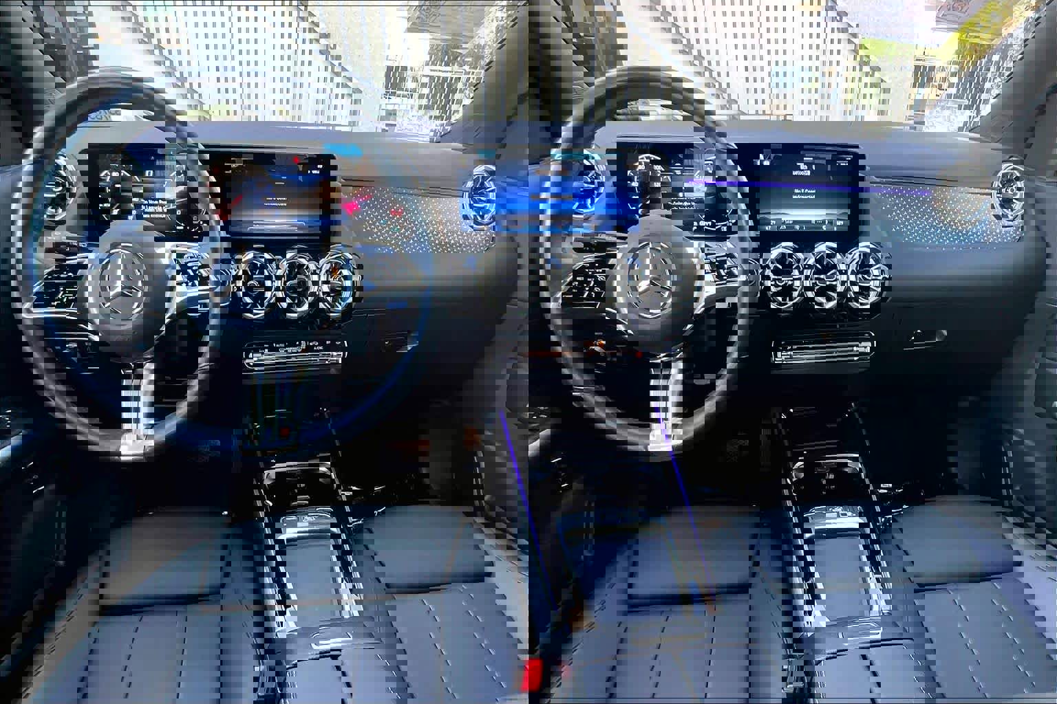 Used 2025 Mercedes-Benz GLA 250 image 15