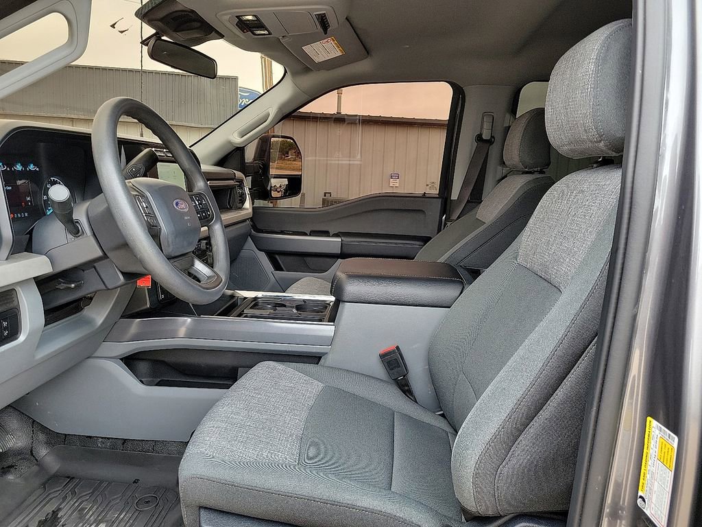 Used 2024 Ford F250 XLT AWD/4WD image 19
