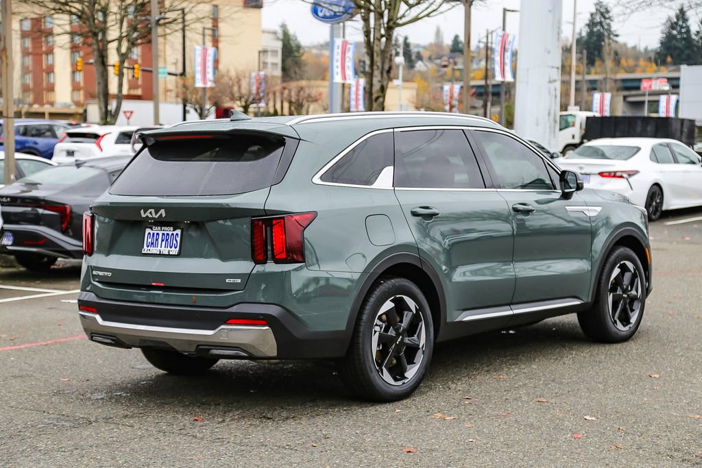 Certified 2026 Kia Sorento EX AWD/4WD image 9