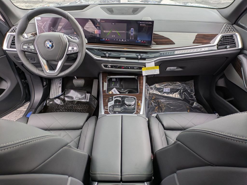 New 2026 BMW X5 xDrive40i w/ Climate Comfort Package image 18