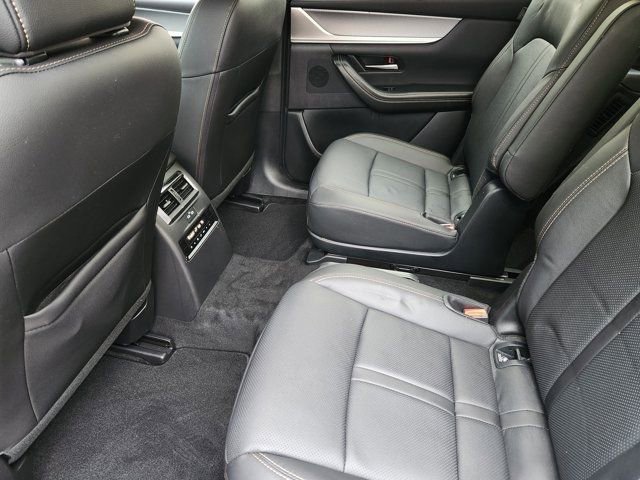 Used 2024 MAZDA CX-90 3.3 Turbo w/ Premium Package image 31