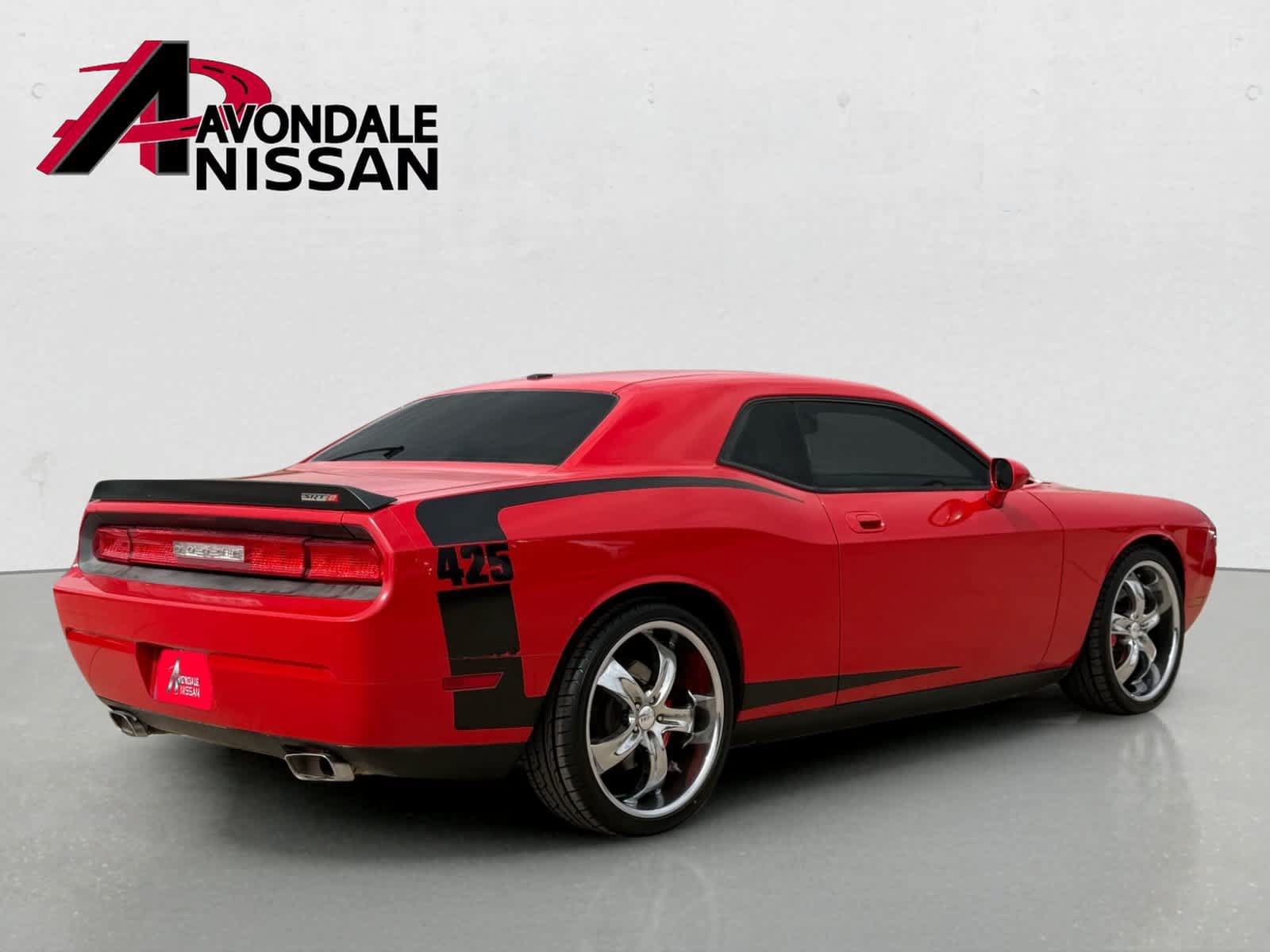 Used 2009 Dodge Challenger SRT8 w/ SRT Option Group II RWD image 5
