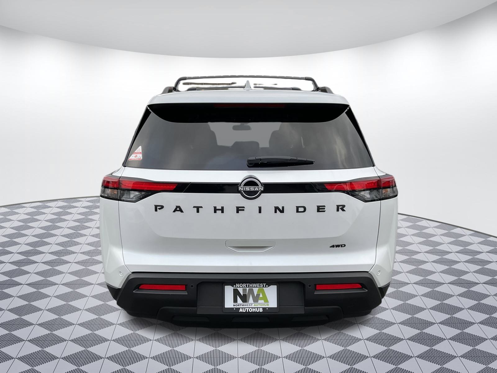 Used 2025 Nissan Pathfinder SV w/ Black Appearance Package image 4