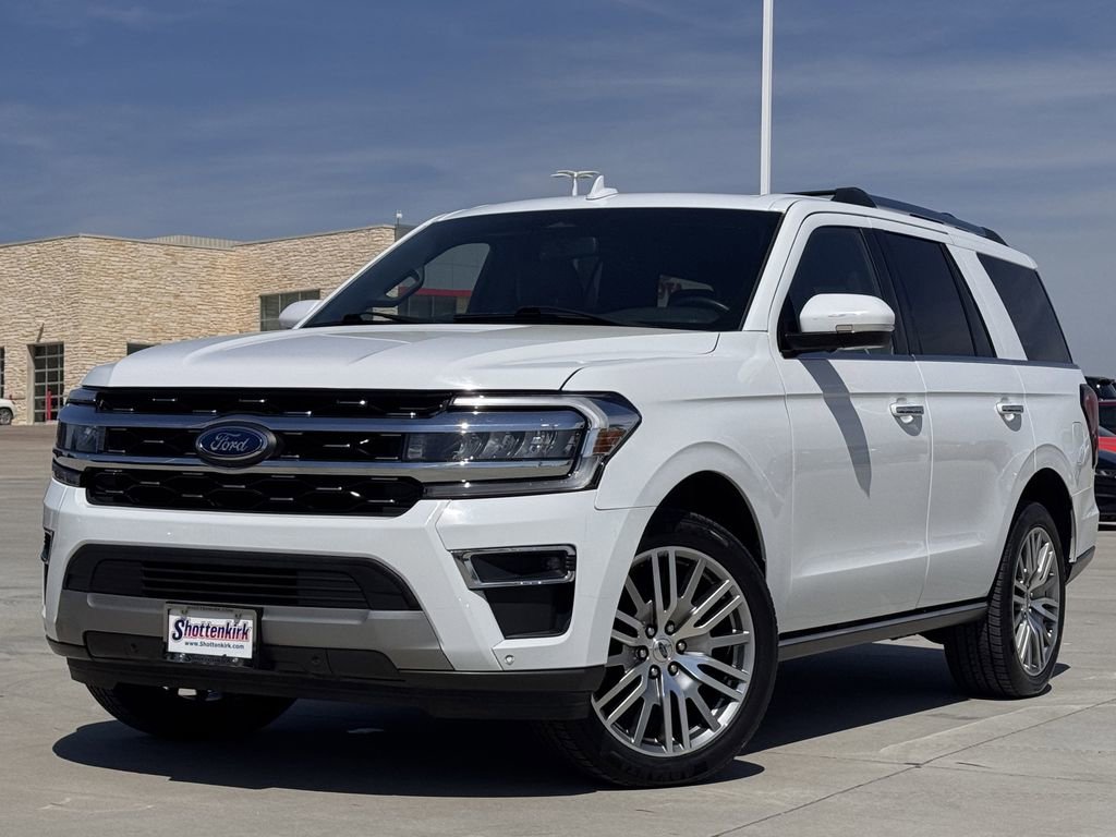 Used 2024 Ford Expedition Limited image 2