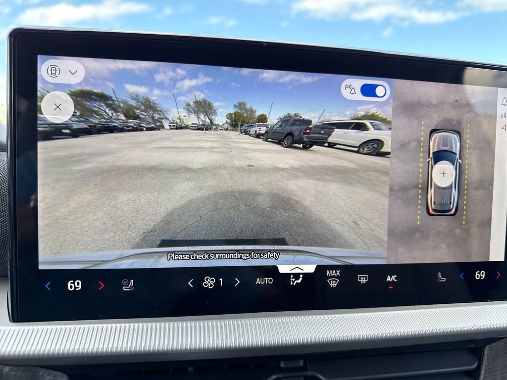 New 2026 Ford Explorer Platinum image 27