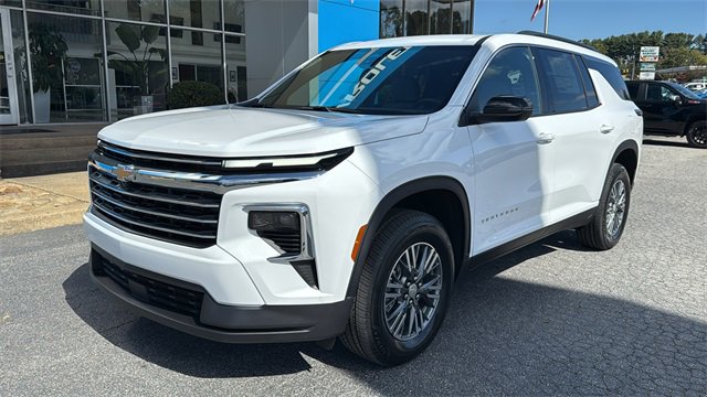 New 2026 Chevrolet Traverse LT w/ LPO, Floor Liner Package