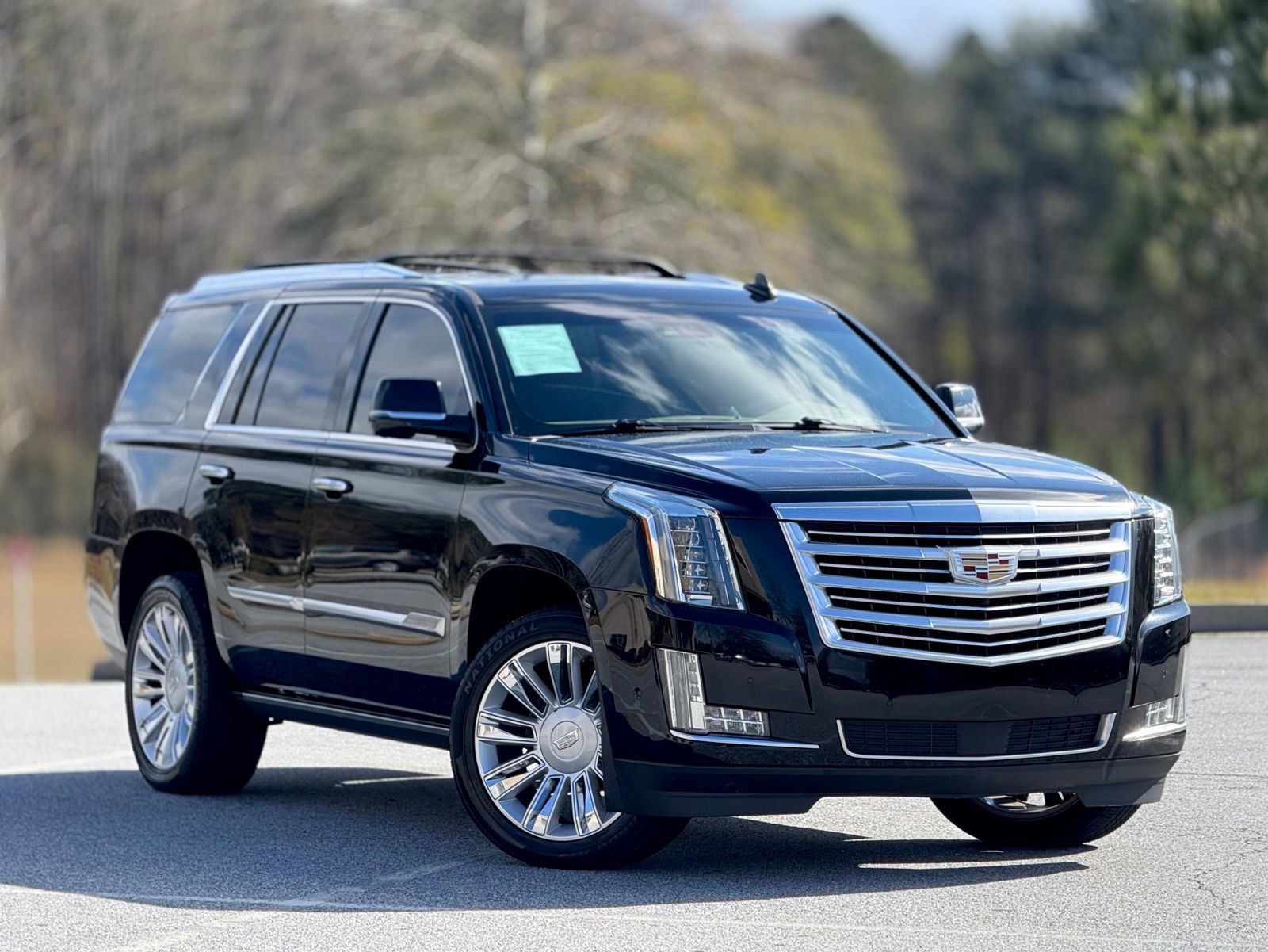 Used 2019 Cadillac Escalade Platinum image 12