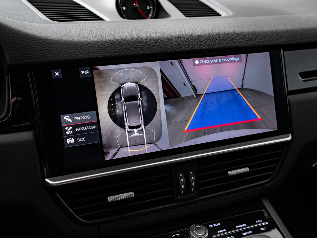 Certified 2020 Porsche Cayenne AWD/4WD image 34