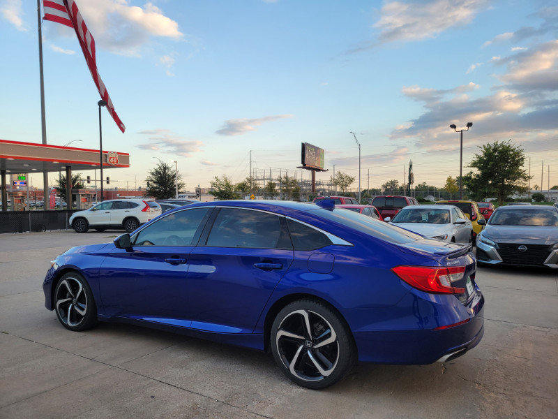 Used 2020 Honda Accord Sport image 6