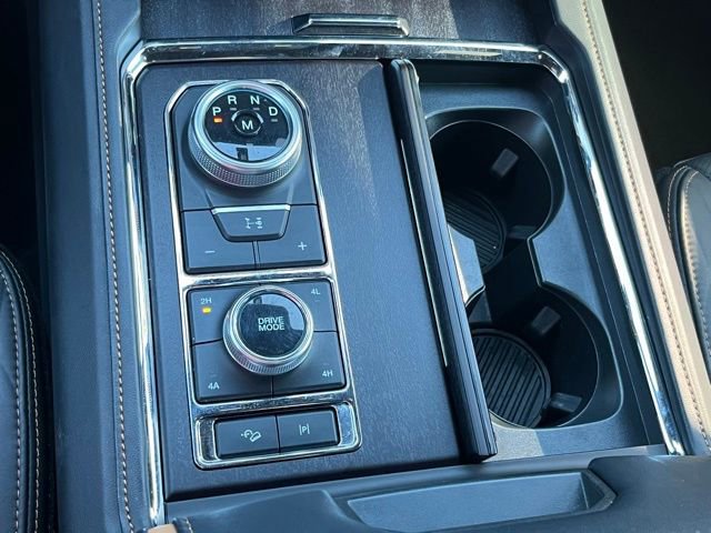 Used 2024 Ford Expedition Platinum AWD/4WD image 39