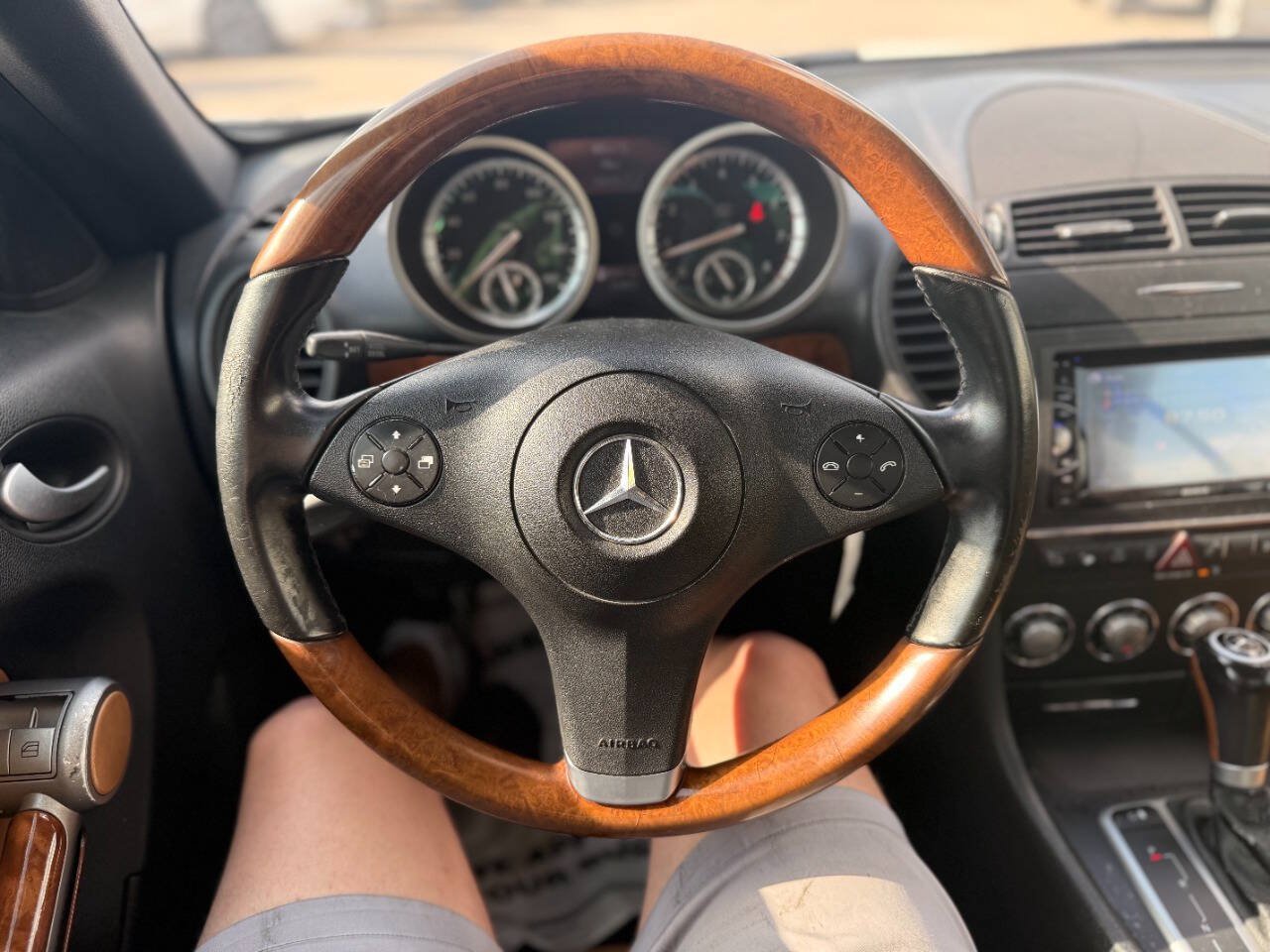 Used 2011 Mercedes-Benz SLK 300 image 26