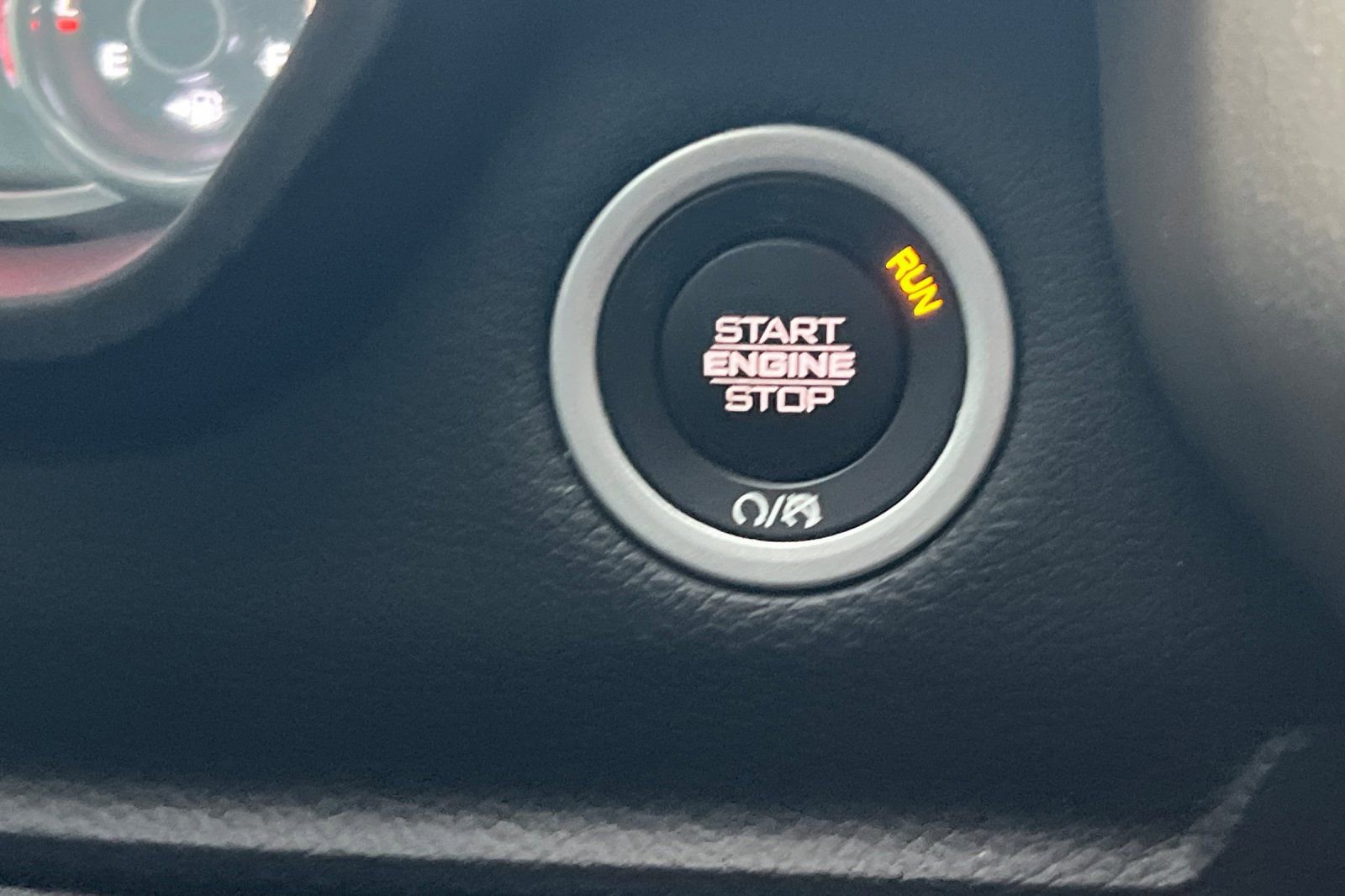 Used 2019 RAM 1500 Laramie image 22