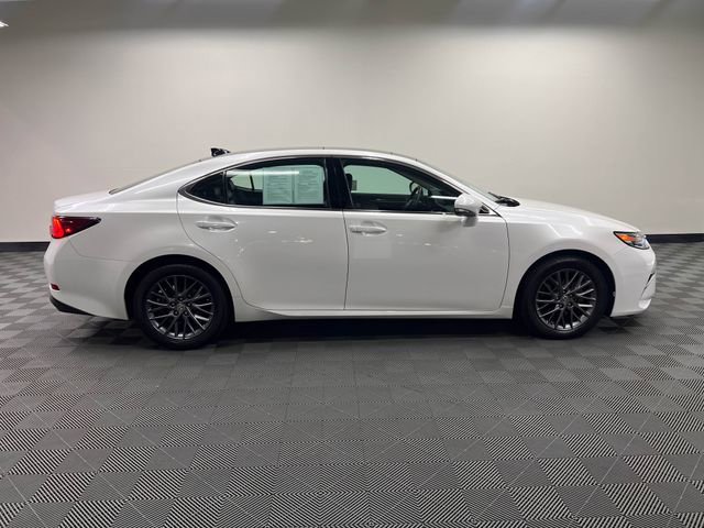 Used 2018 Lexus ES 350 w/ Navigation System Package FWD image 4