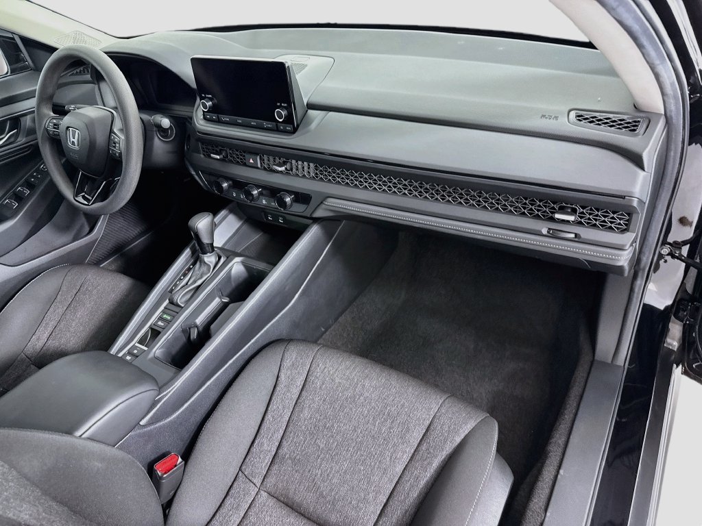 Certified 2024 Honda Accord EX image 17