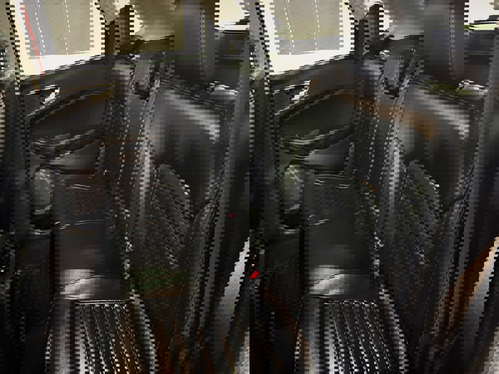 Used 2024 Ford Edge SEL image 17