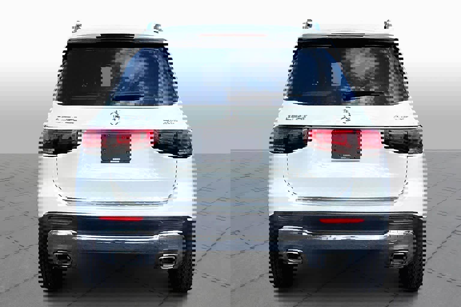 Used 2020 Mercedes-Benz GLB 250 GLB 250 w/ Premium Package image 5