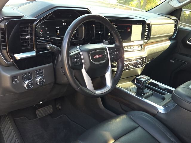 Used 2022 GMC Sierra 1500 SLT image 17