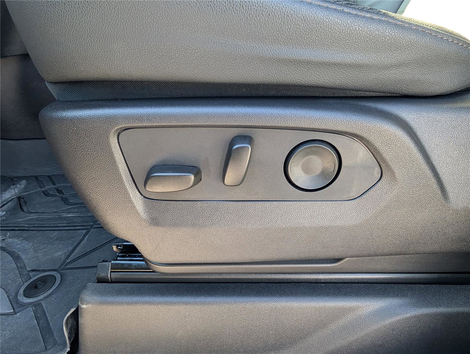 Used 2024 Chevrolet Silverado 1500 ZR2 w/ LPO, Dark Essentials Package image 22