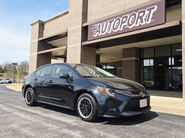 Used 2020 Toyota Corolla LE image 1