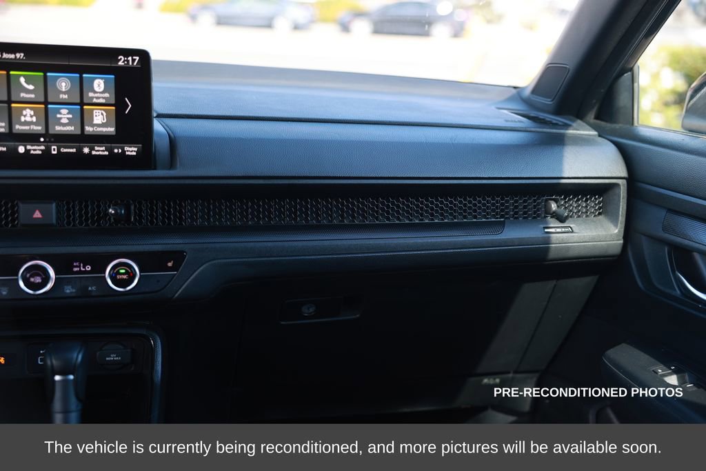 Used 2025 Honda CR-V Sport-L image 28