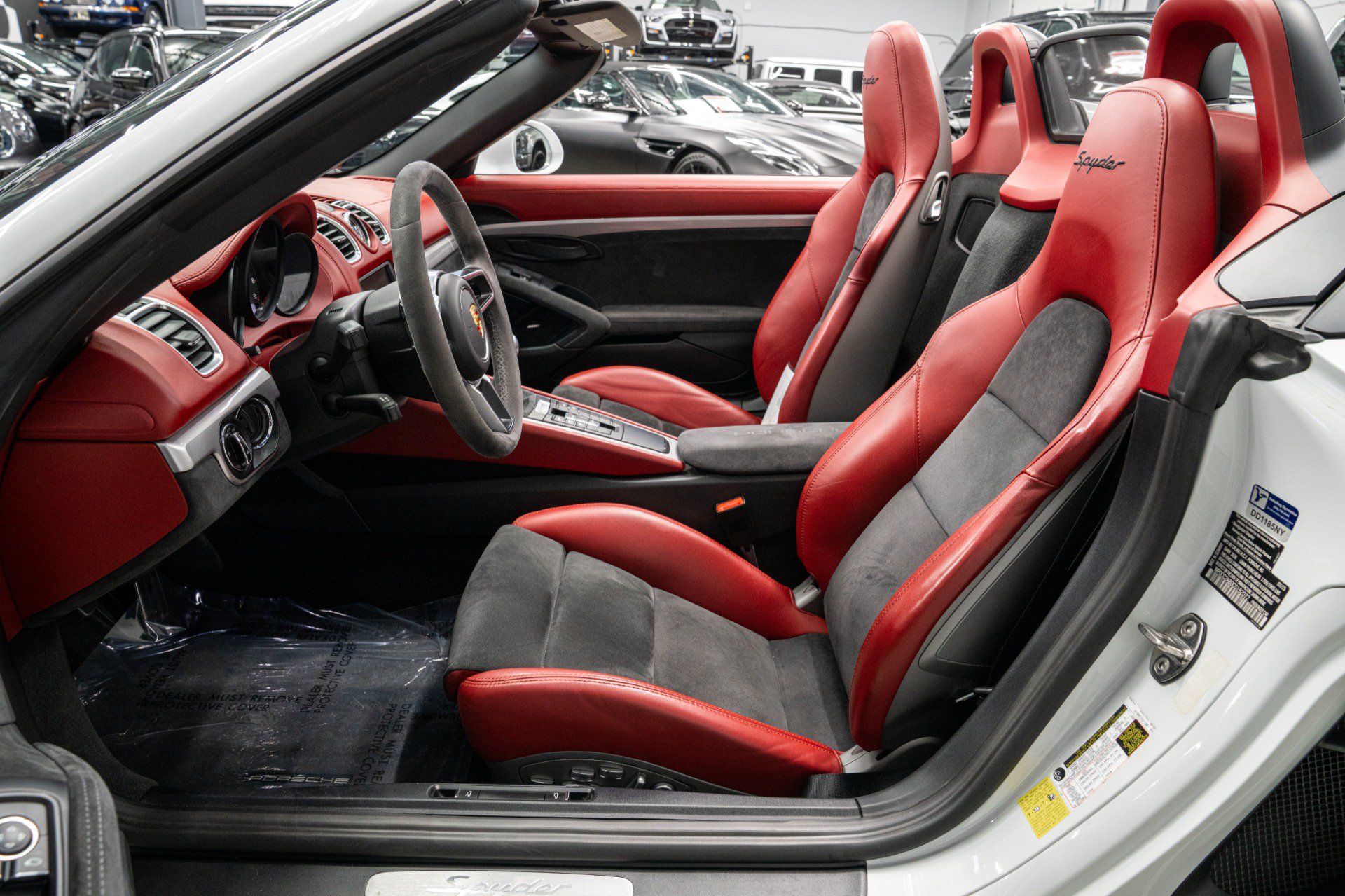 Used 2016 Porsche Boxster Spyder RWD image 35