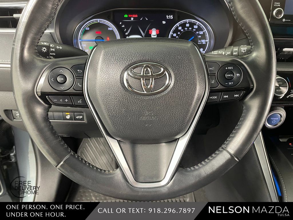 Used 2021 Toyota Venza XLE w/ Softex Package image 24