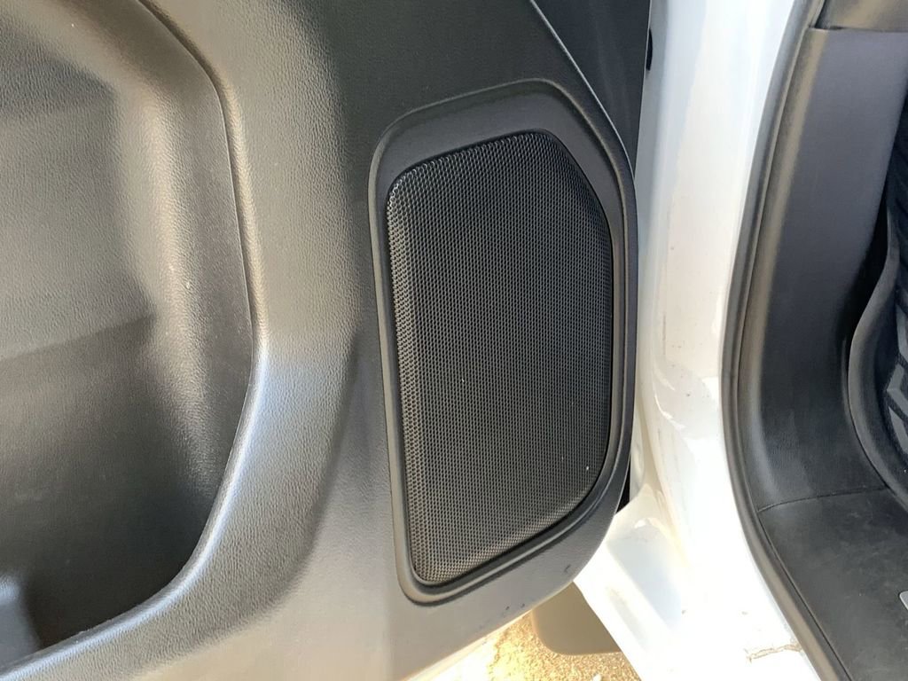 Certified 2022 Chevrolet Silverado 1500 RST image 22