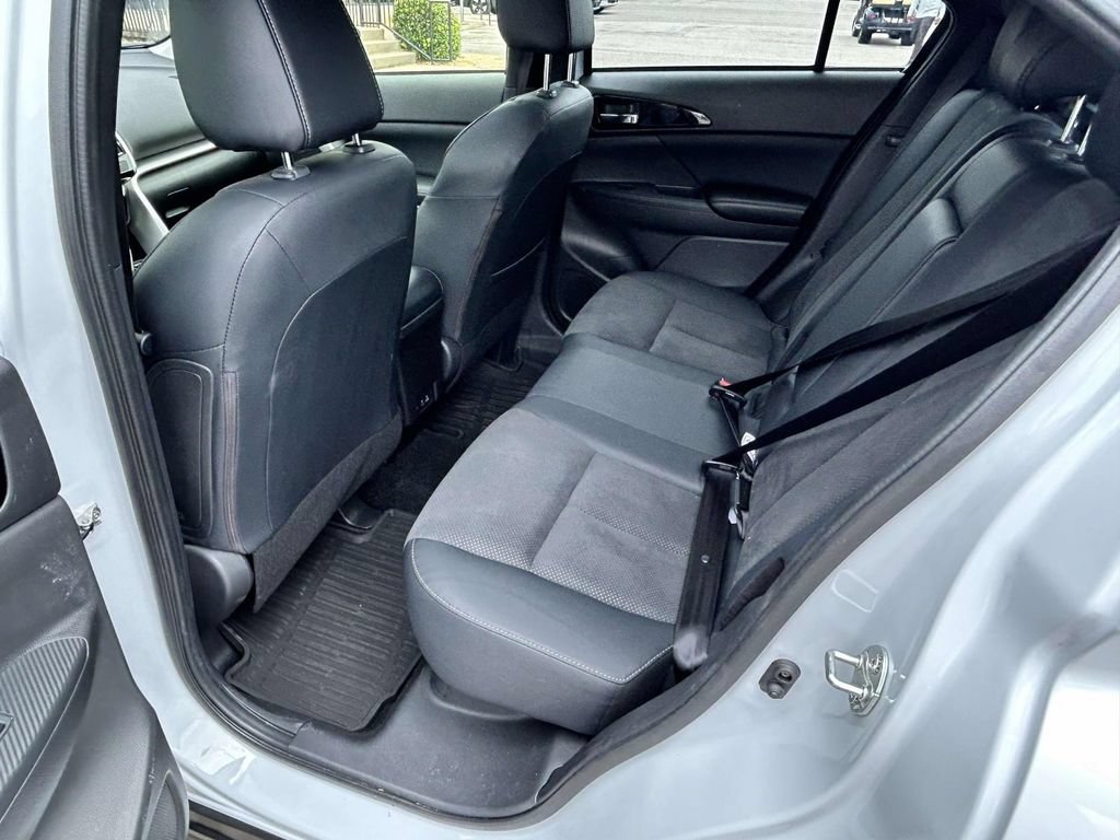 Used 2024 Mitsubishi Eclipse Cross SE AWD/4WD image 8