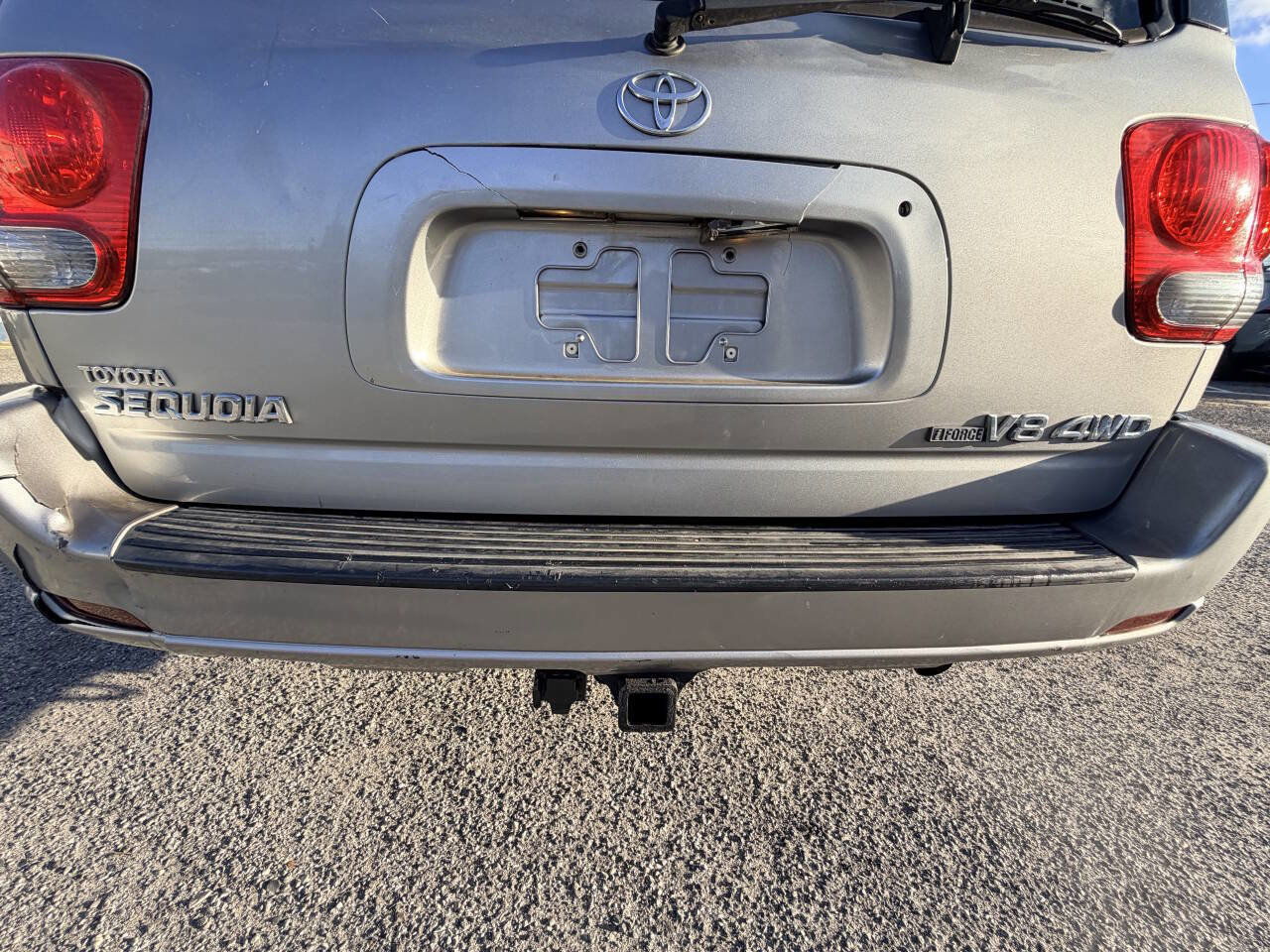 Used 2005 Toyota Sequoia SR5 image 49
