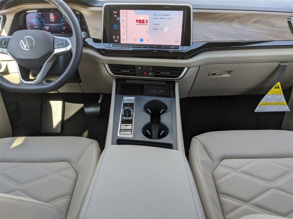 Used 2025 Volkswagen Atlas SE image 22
