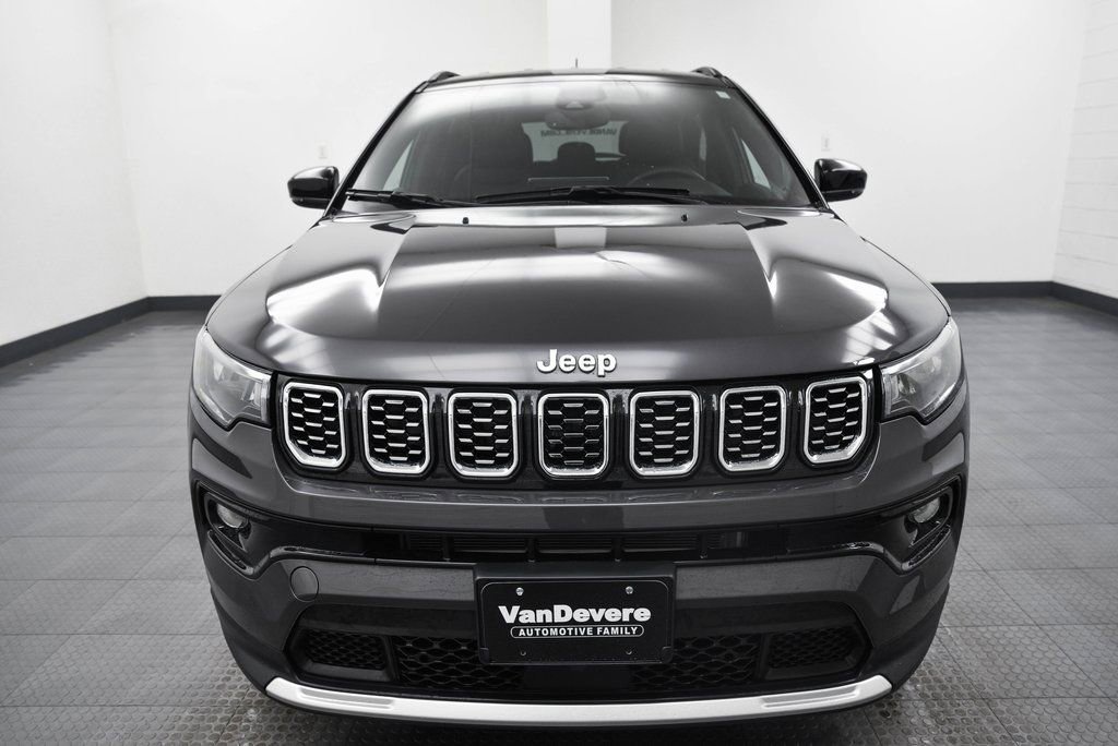 Used 2024 Jeep Compass Limited image 2