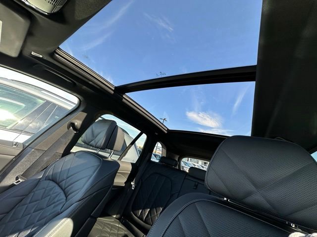 Used 2026 BMW X5 xDrive40i w/ Premium Package image 24