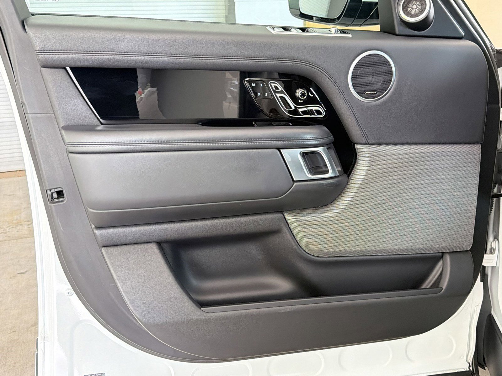 Used 2020 Land Rover Range Rover HSE AWD/4WD image 14