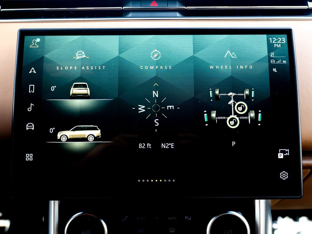 Used 2023 Land Rover Range Rover SE AWD/4WD image 23