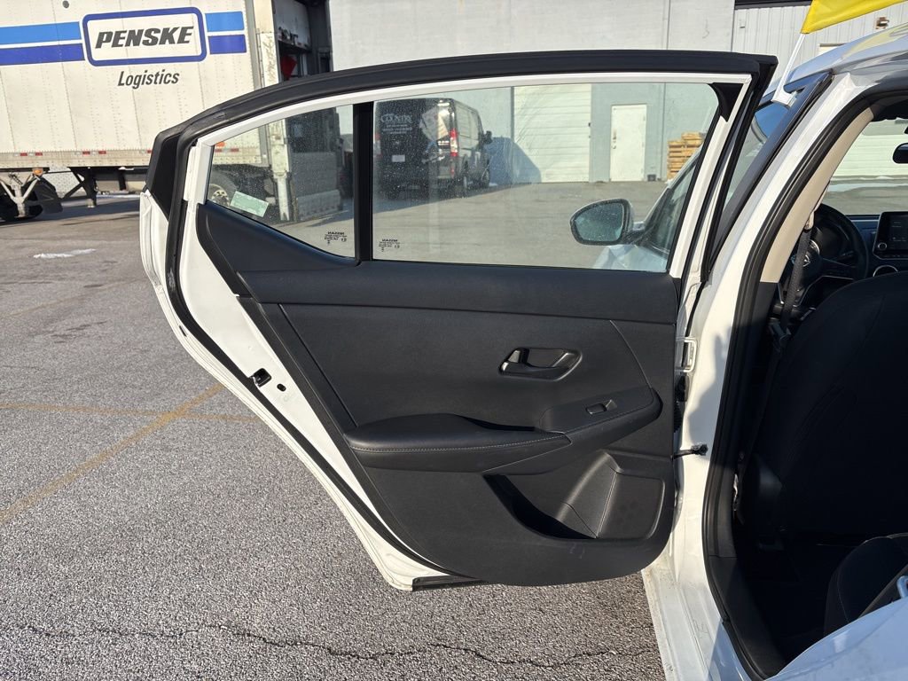 Used 2024 Nissan Sentra SV FWD image 21