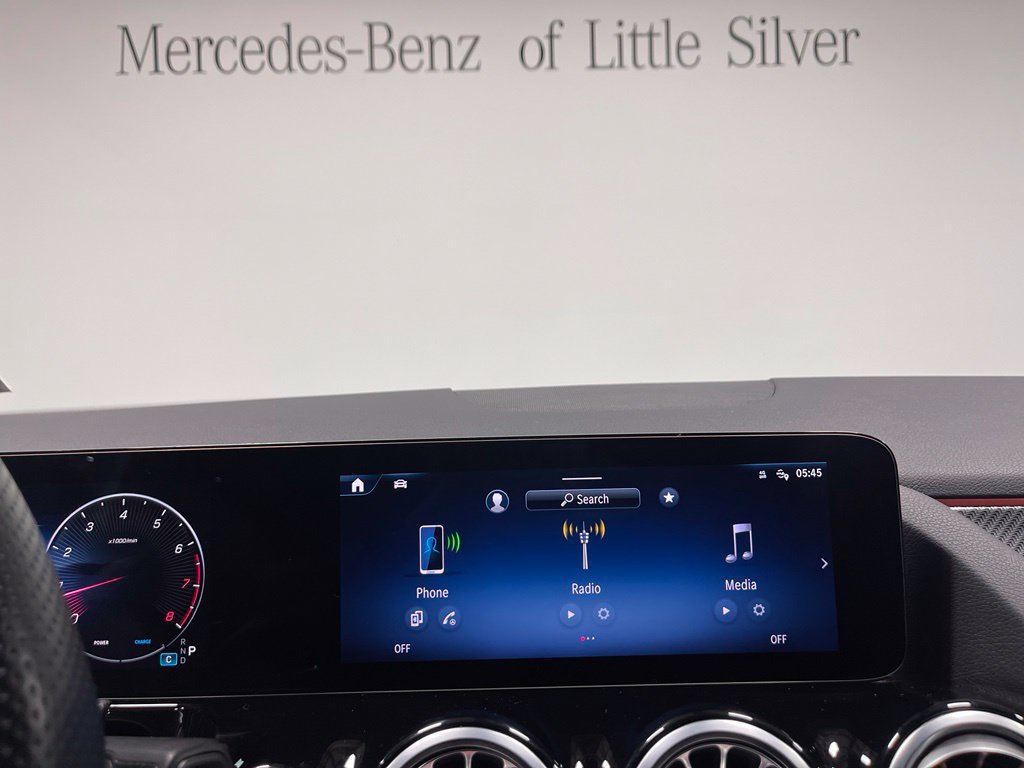 Used 2024 Mercedes-Benz GLA 250 image 33