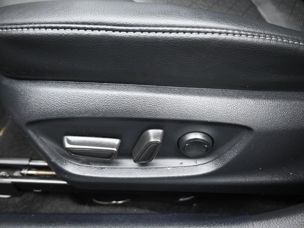 Used 2023 Toyota Camry XSE w/ Navigation Package image 12