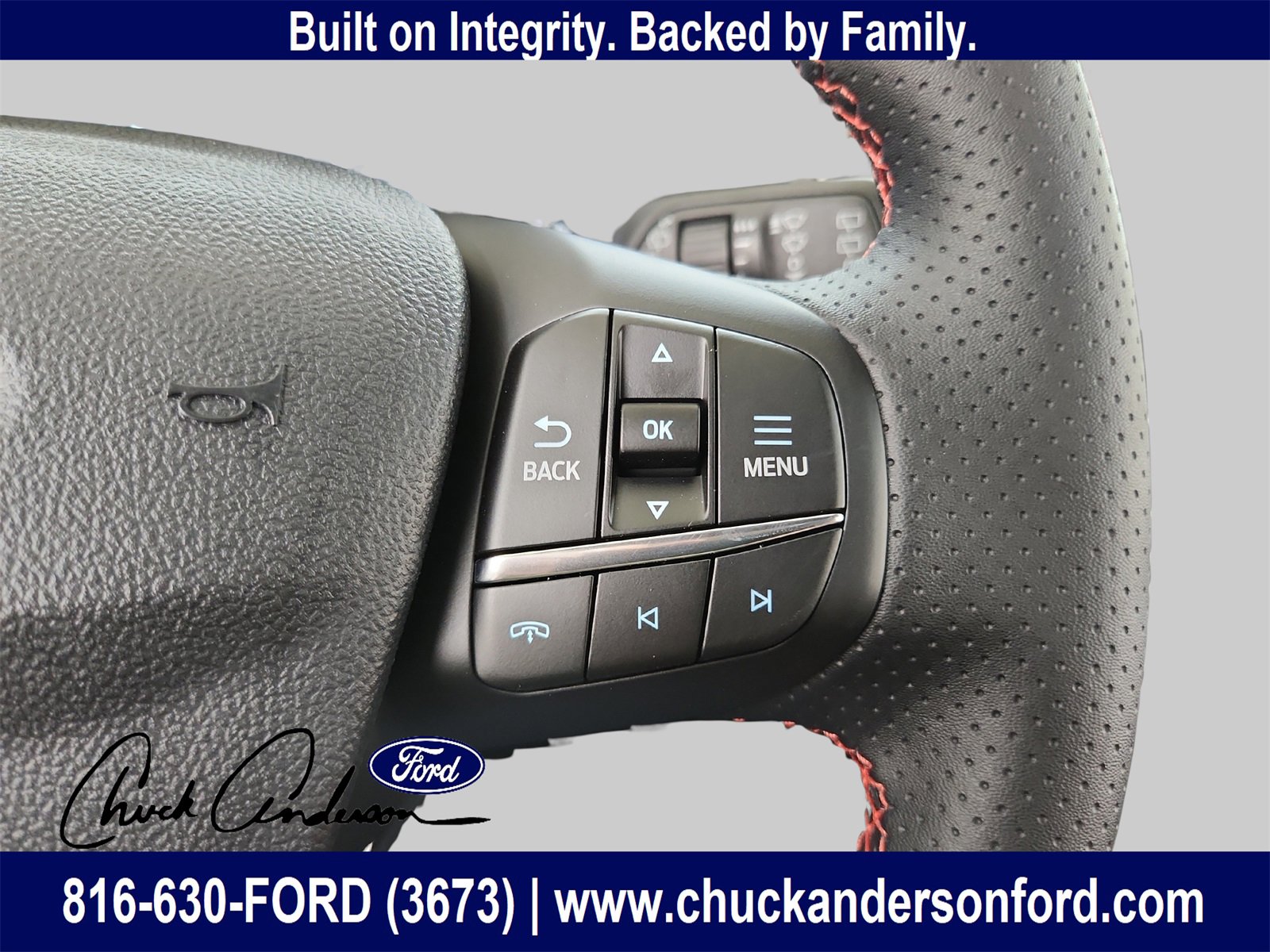 New 2025 Ford Escape ST-Line w/ Equipment Group 301A image 18