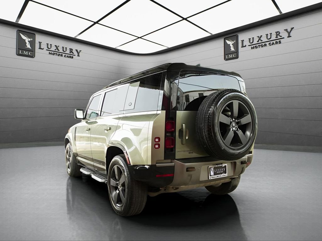 Used 2023 Land Rover Defender 110 X-Dynamic SE image 5