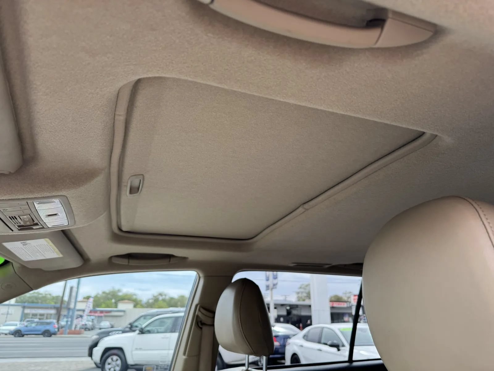 Used 2013 Toyota Highlander SE AWD/4WD image 13