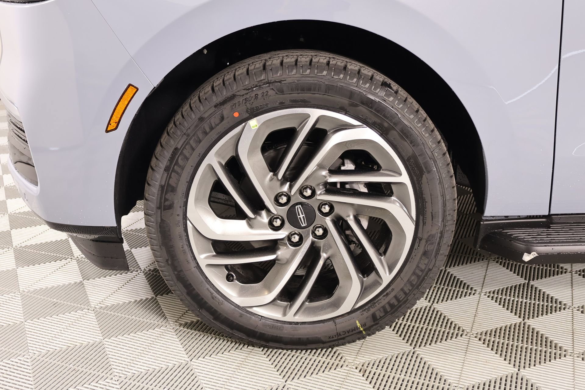 New 2026 Lincoln Navigator Premiere AWD/4WD image 19