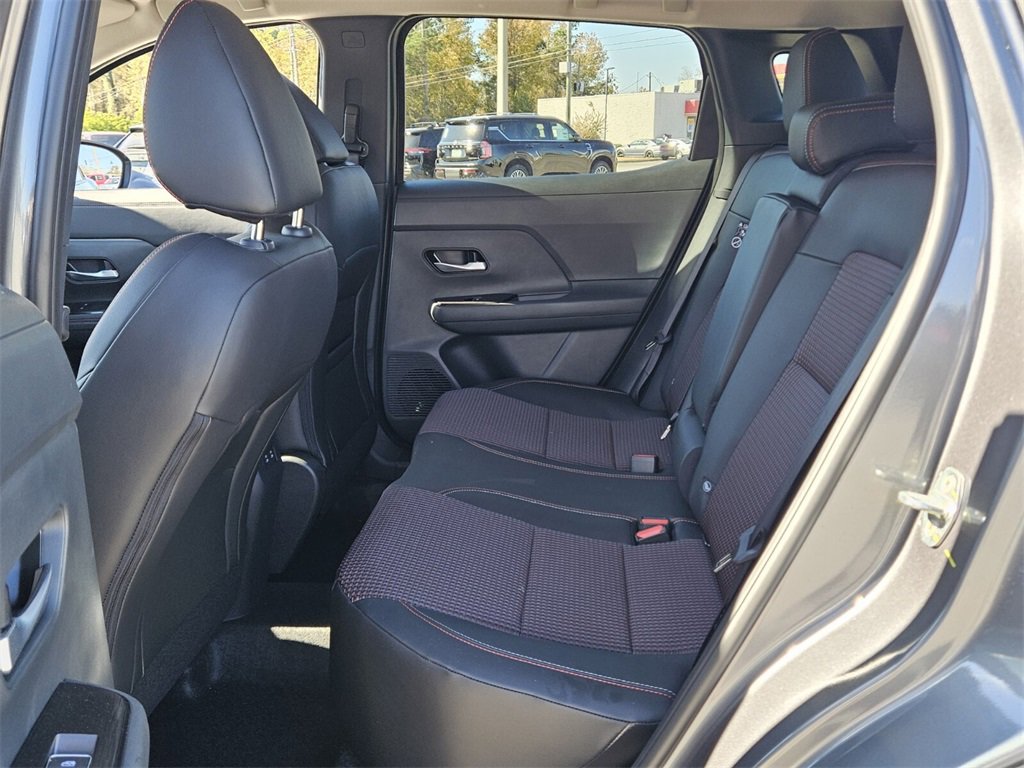 New 2026 Nissan Kicks SR w/ Cold Weather Package image 6