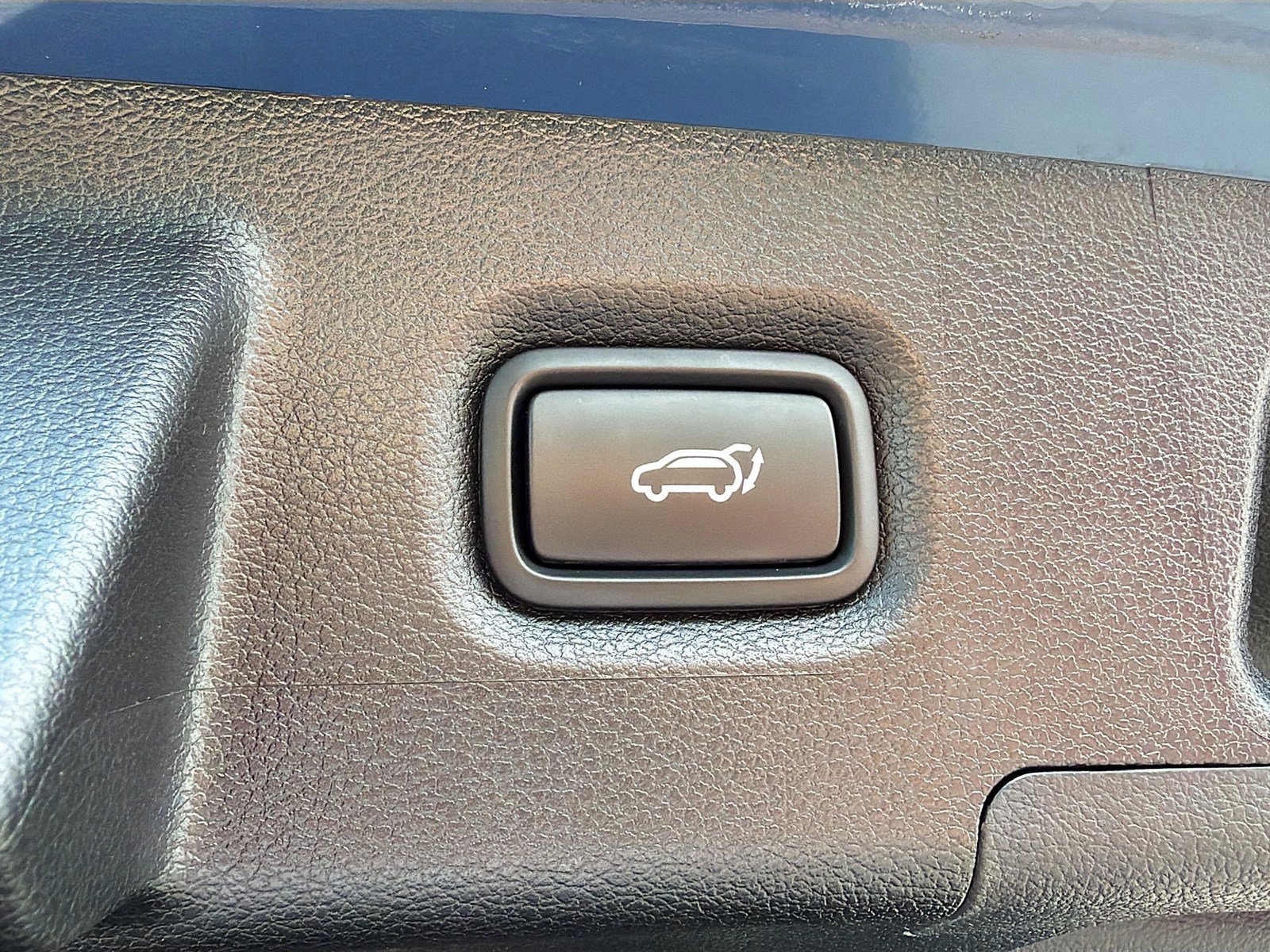 Used 2023 Hyundai Santa Fe SEL FWD image 30